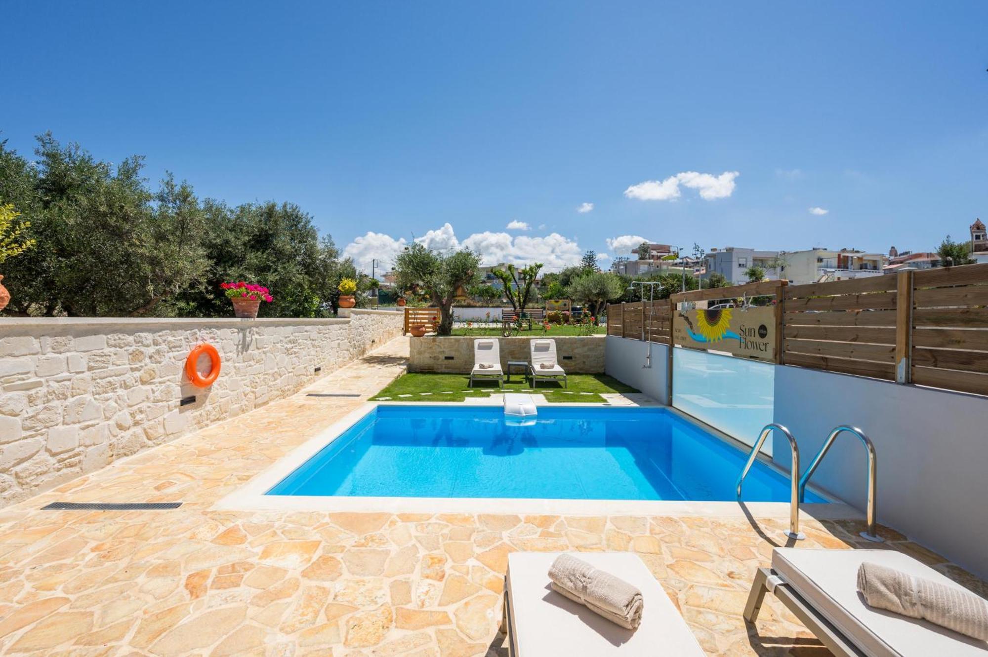 Sun Flower Villas With Sea View Agia Marina Dış mekan fotoğraf
